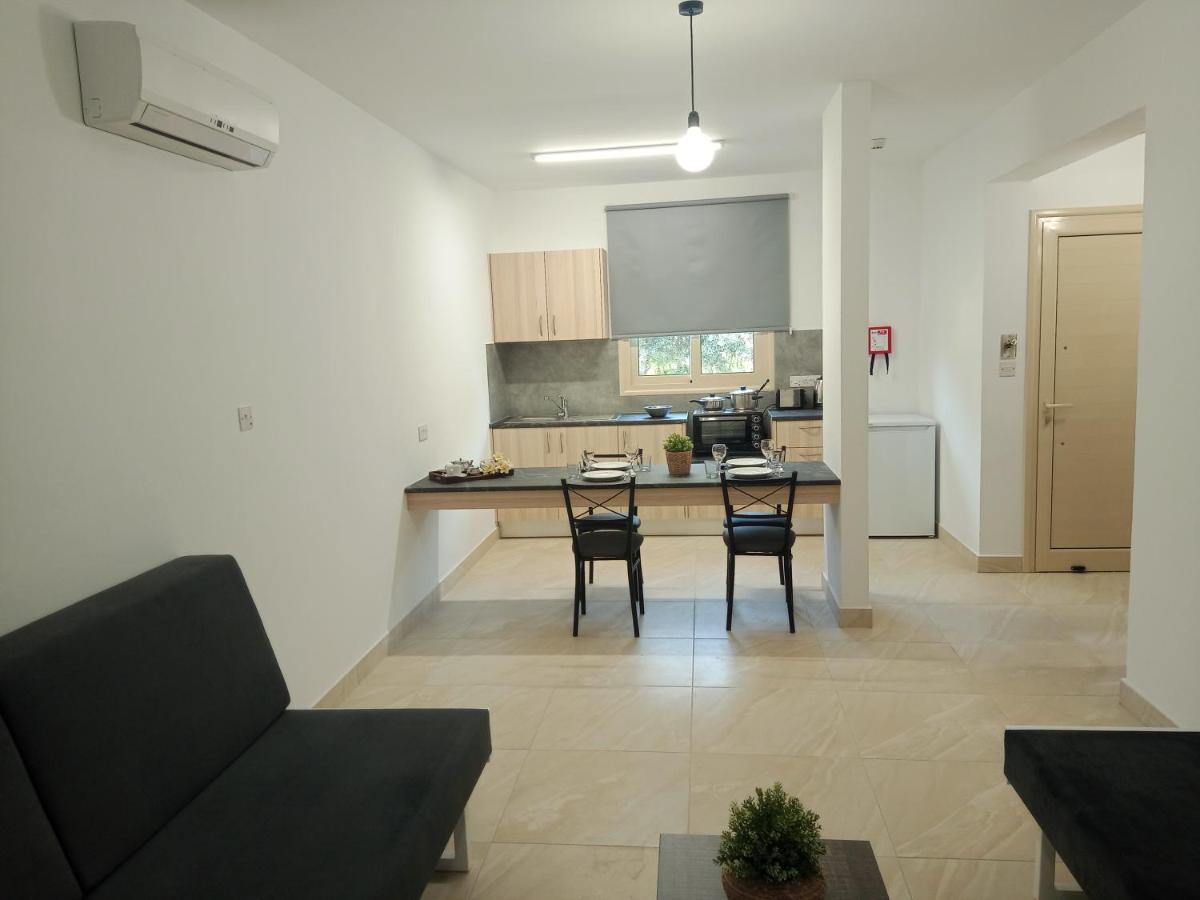 Pagona Holiday Apartments Paphos Esterno foto
