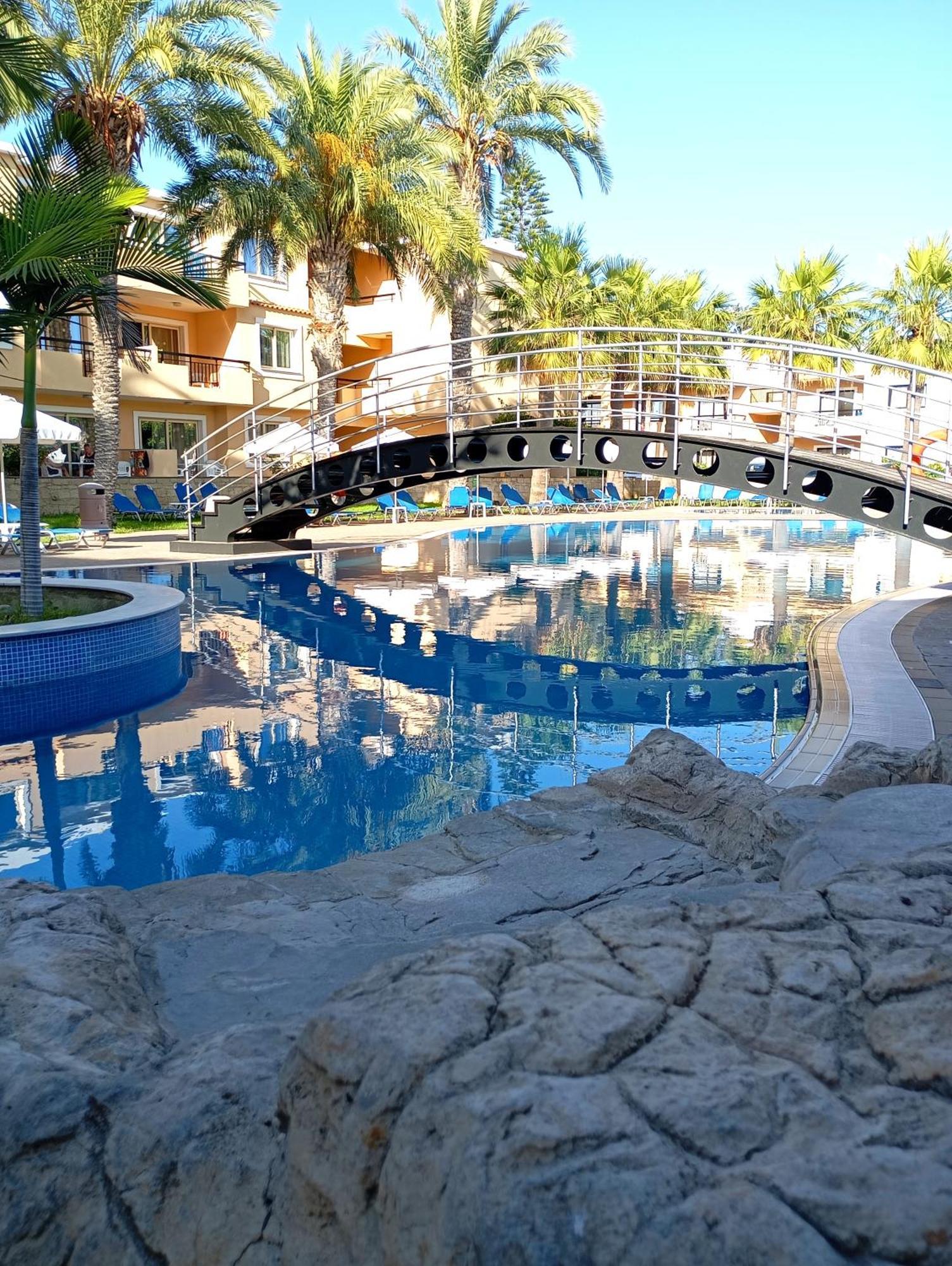 Pagona Holiday Apartments Paphos Esterno foto