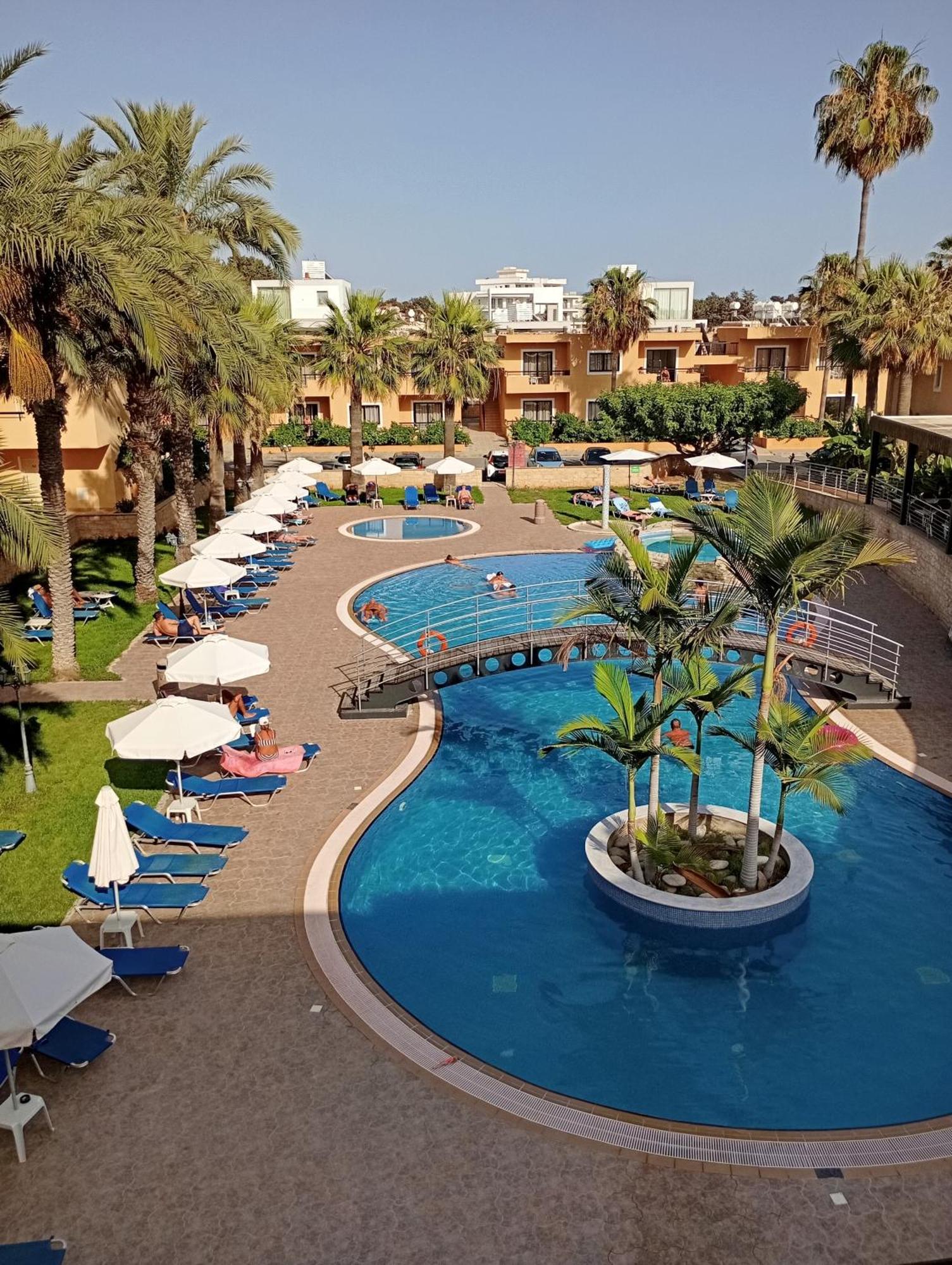 Pagona Holiday Apartments Paphos Esterno foto