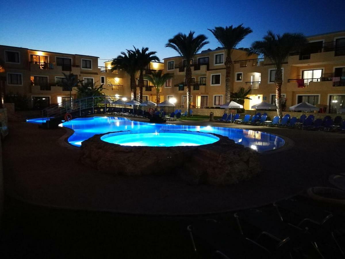 Pagona Holiday Apartments Paphos Esterno foto