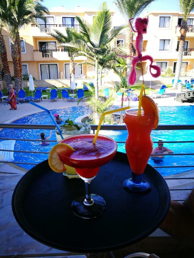Pagona Holiday Apartments Paphos Esterno foto